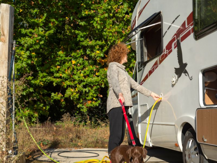 vaciar aguas grises autocaravana
