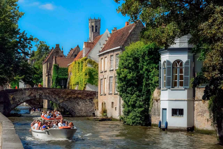 viajar en autocaravana a bruselas