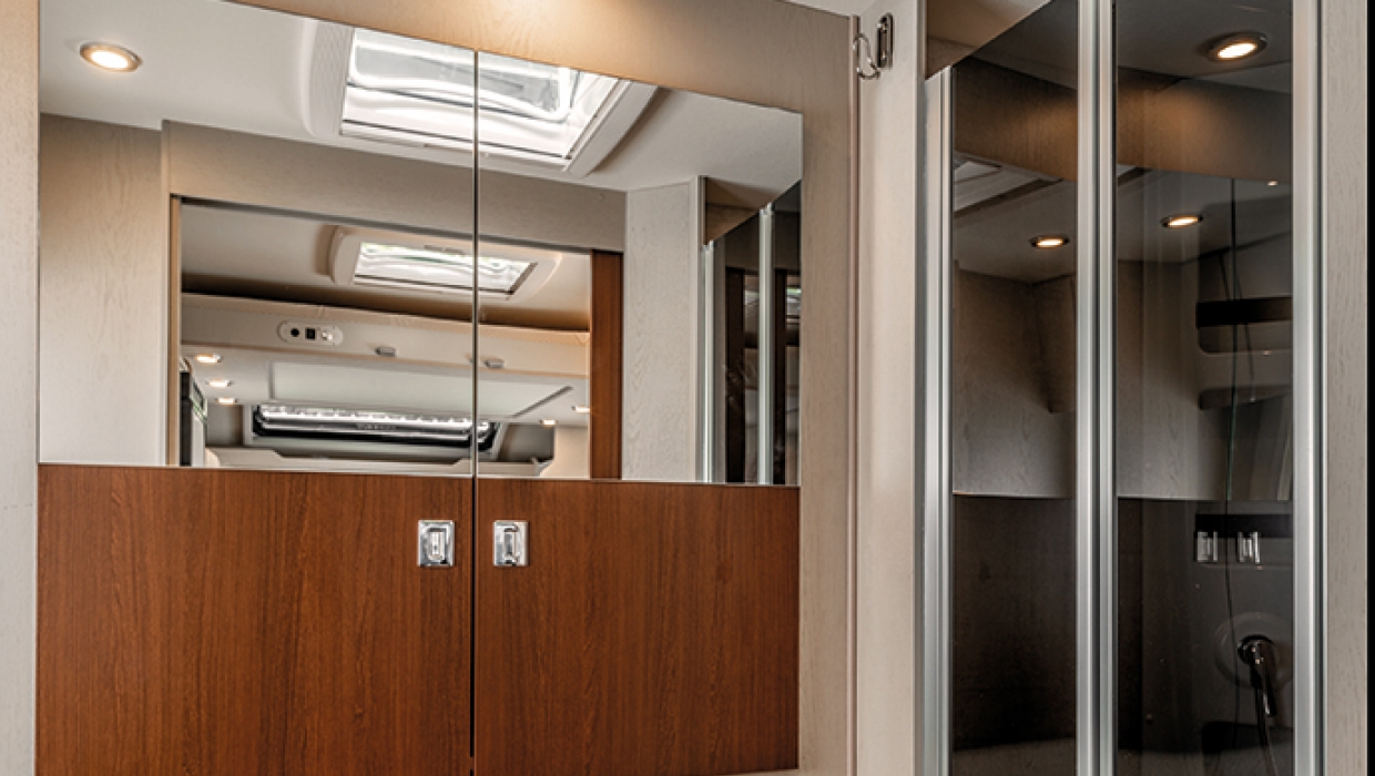 Autocaravana perfilada Seal 67 PLUS Interior