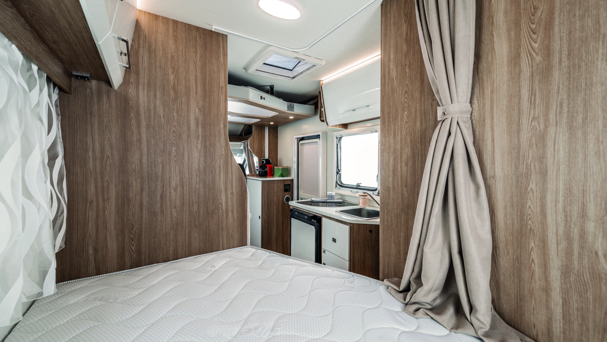Autocaravana perfilada Seal 12 PLUS Interior