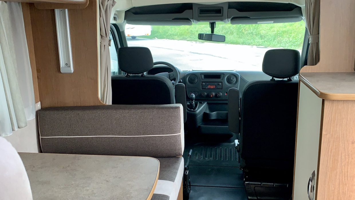 Autocaravana Kayak 12 PLUS Interior