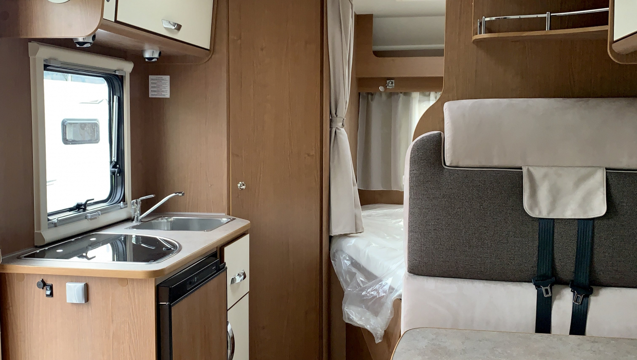 Autocaravana Kayak 12 PLUS Interior