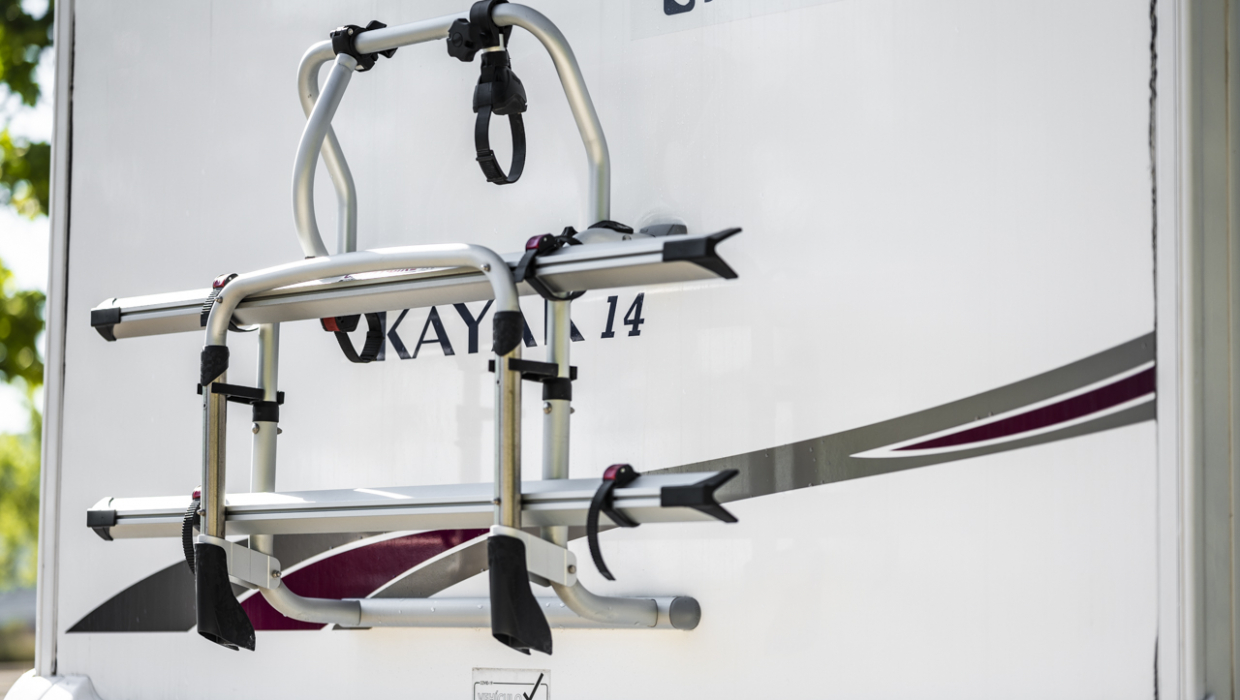 Kayak 14 PLUS Exterior
