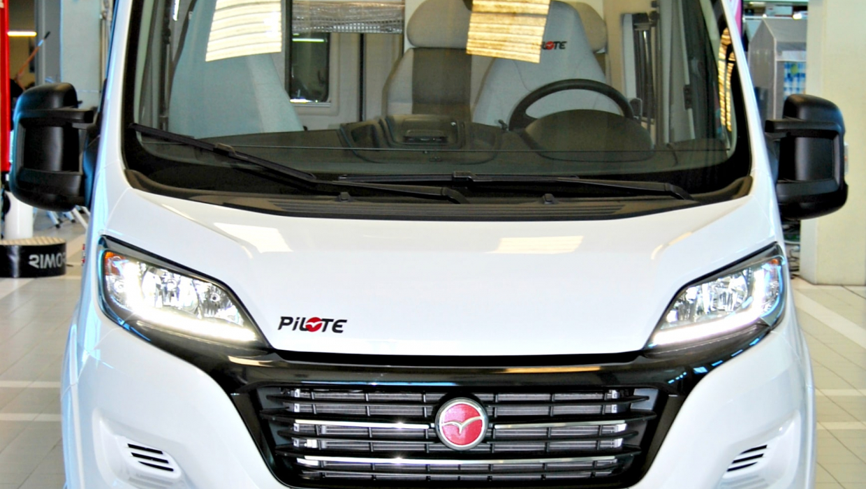 Furgoneta Camper Pilote VE600S Exterior
