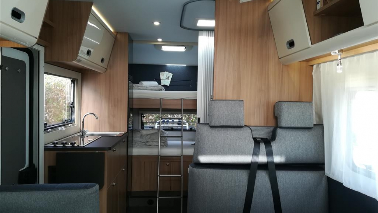 Sunliving a70dk alquiler autocaravanas