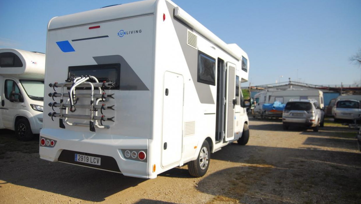 Sunliving a70dk alquiler autocaravanas