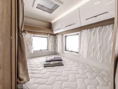 Autocaravana perfilada Seal 12 PLUS Interior