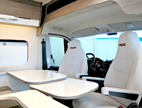 Furgoneta Camper Pilote VE600S Interior