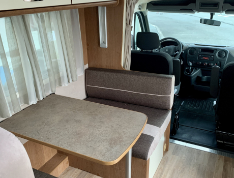 Autocaravana Kayak 12 PLUS Interior