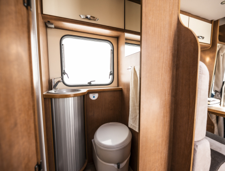 Kayak 14 PLUS Interior