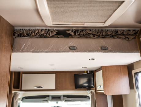 Kayak 14 PLUS Interior