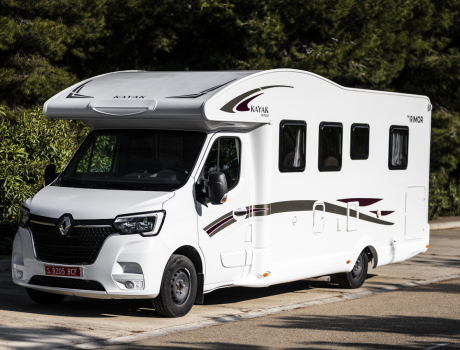 Kayak 95 Plus - autocaravana alquiler exterior