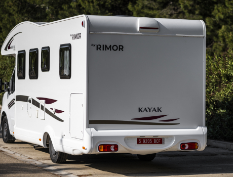 Kayak 95 Plus - autocaravana alquiler exterior