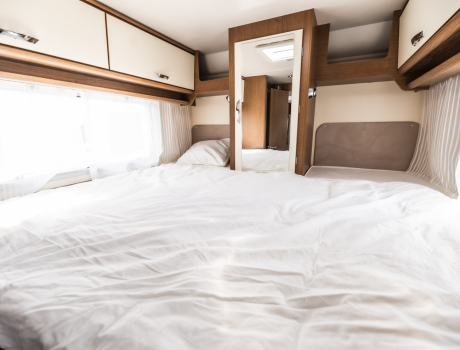 Kayak 95 Plus - autocaravana alquiler interior