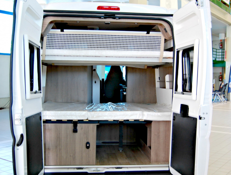 Furgoneta Camper Pilote VE600S Interior