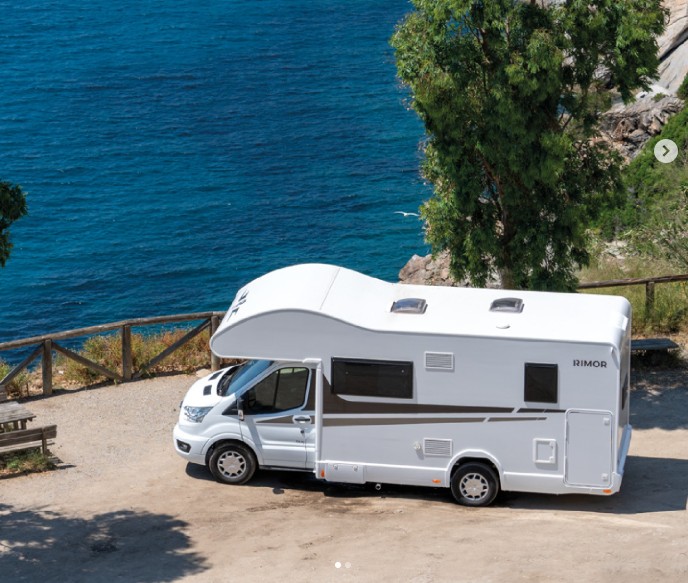 Autocaravana de alquiler de Topcaravaning en Barcelona